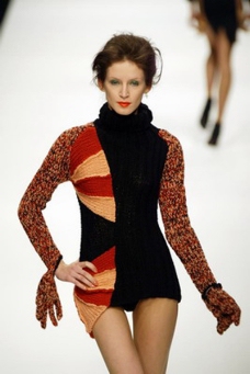 伦敦2004女装秋冬新品发布会0055