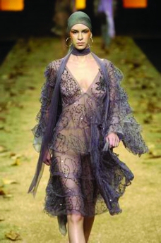 米兰2004女装秋冬新品发布会里约热内卢2004女装秋冬新品发布会0182
