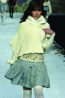 米兰2004女装秋冬新品发布会0199