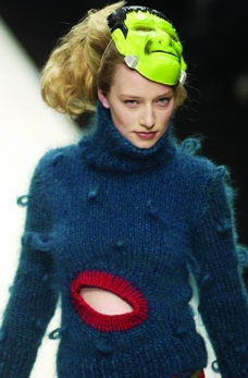 伦敦2004女装秋冬新品发布会0022
