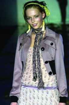 伦敦2004女装秋冬新品发布会0206