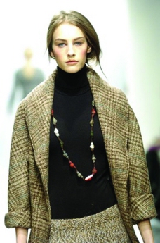 米兰2004女装秋冬新品发布会0123