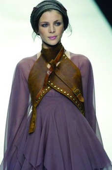 里约热内卢2004女装秋冬新品发布会伦敦2004女装秋冬新品发布会0129