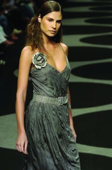 伦敦2004女装秋冬新品发布会里约热内卢2004女装秋冬新品发布会0056