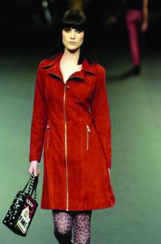 伦敦2004女装秋冬新品发布会里约热内卢2004女装秋冬新品发布会0121