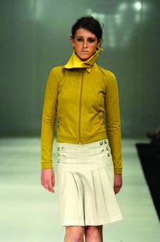 米兰2004女装秋冬新品发布会里约热内卢2004女装秋冬新品发布会0070